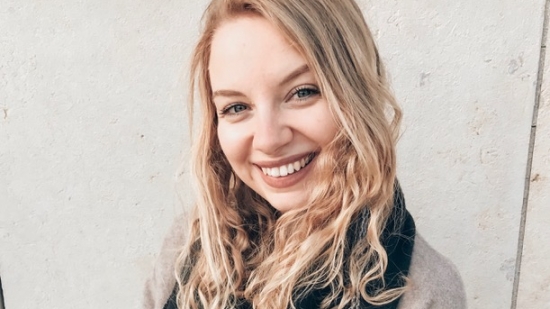 CZAR - JULIA FRIELING